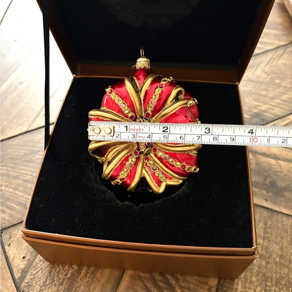 JAY STRONGWATER IN BOX JEWELED ORNAMENT CHRISTMAS HOLIDAY RED GREEN 2003 POLAND - Picture 7 of 11